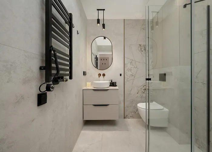 Eleganckie Polozone 500 M Od Wroclawskiego Rynku Be Renters Breslavia