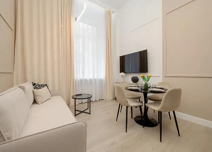 Eleganckie Polozone 500 M Od Wroclawskiego Rynku Be Renters * Breslavia